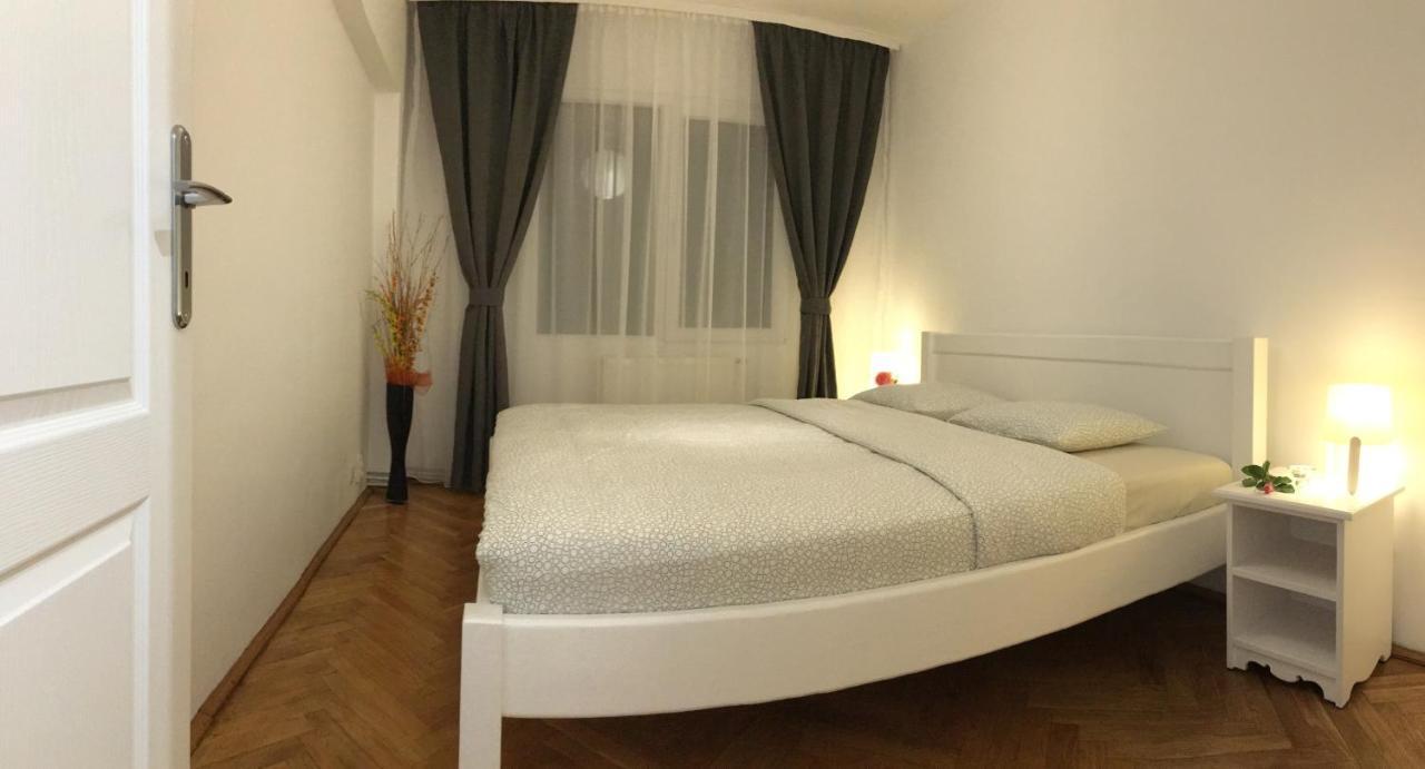 Daniela'S Apartaments Сигишоара Екстериор снимка
