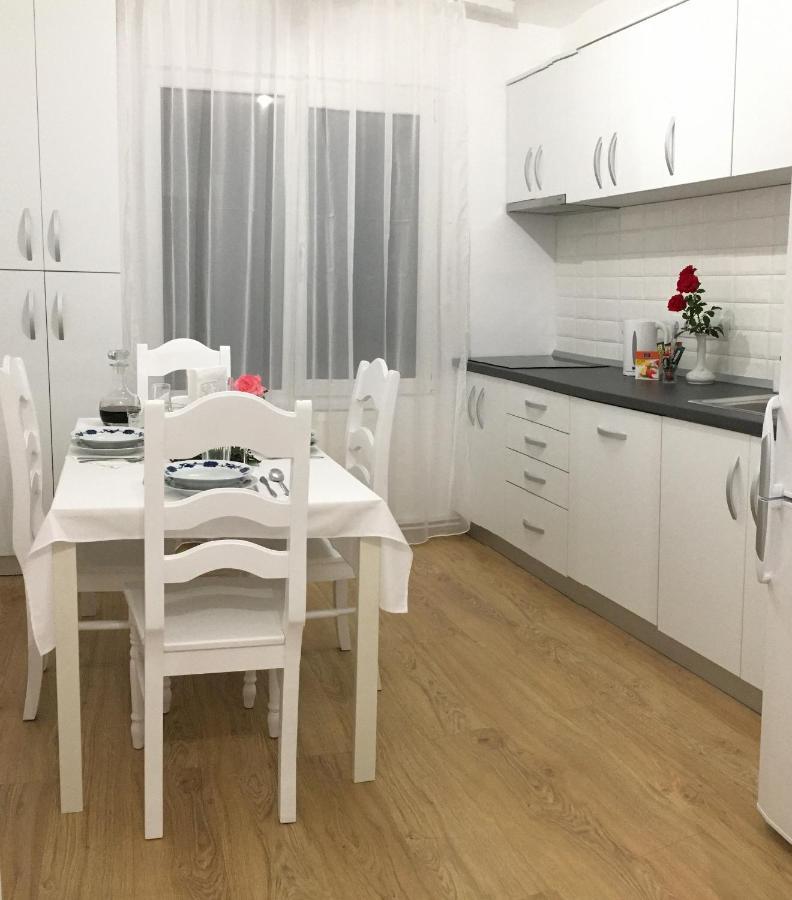 Daniela'S Apartaments Сигишоара Екстериор снимка